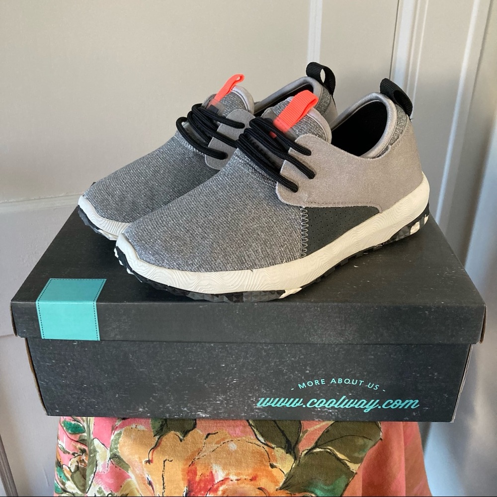 NIB Coolway sneaker